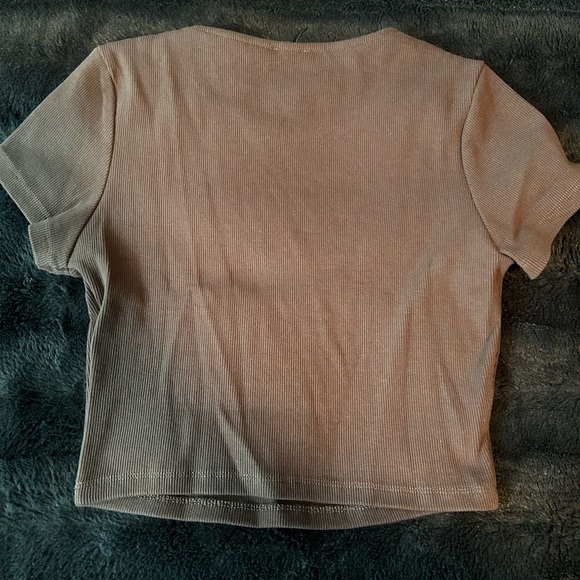 NWT Princess Polly classic crop tee brown! - Picture 5 of 5